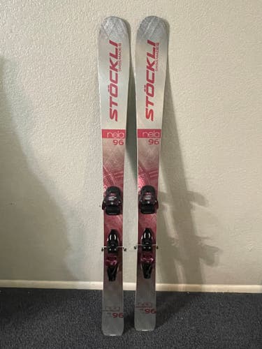 Used Women's 2021 Stockli 156 cm All Mountain Nela 96 Skis With Bindings Max Din 11