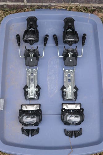 Used Tyrolia Attack 13 GW Ski Bindings