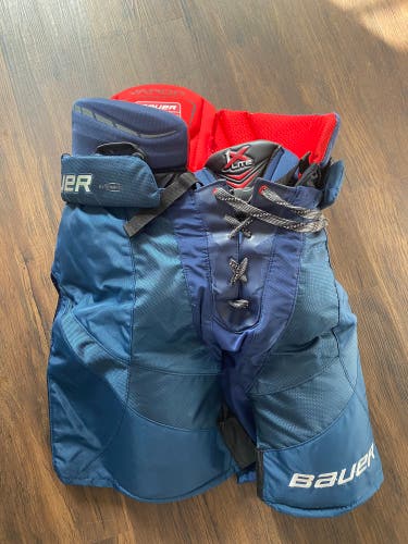 Senior Medium Bauer  Vapor 1X Hockey Pants