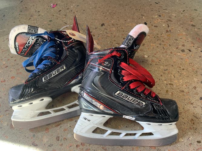 Youth Used Bauer Vapor X2.7 Hockey Skates D&R (Regular) 10
