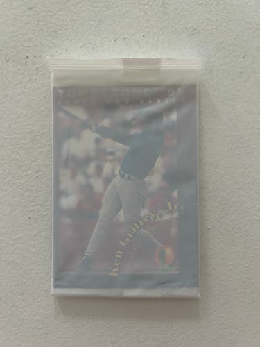 1995 Tombstone Ken Griffey Jr. Baseball Card STILL IN THE PLASTIC