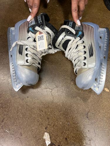 Used Junior Bauer Vapor xxx Hockey Goalie Skates D&R (Regular) 2.0