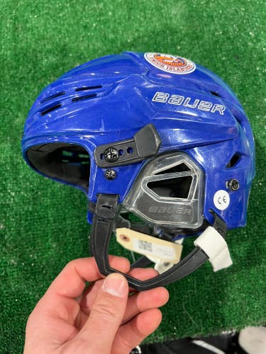 Used Small Bauer Re-Akt 95 Helmet