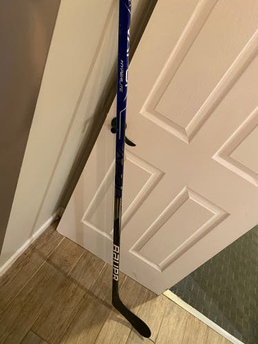 Junior Left Hand P28  Vapor Hyperlite Hockey Stick
