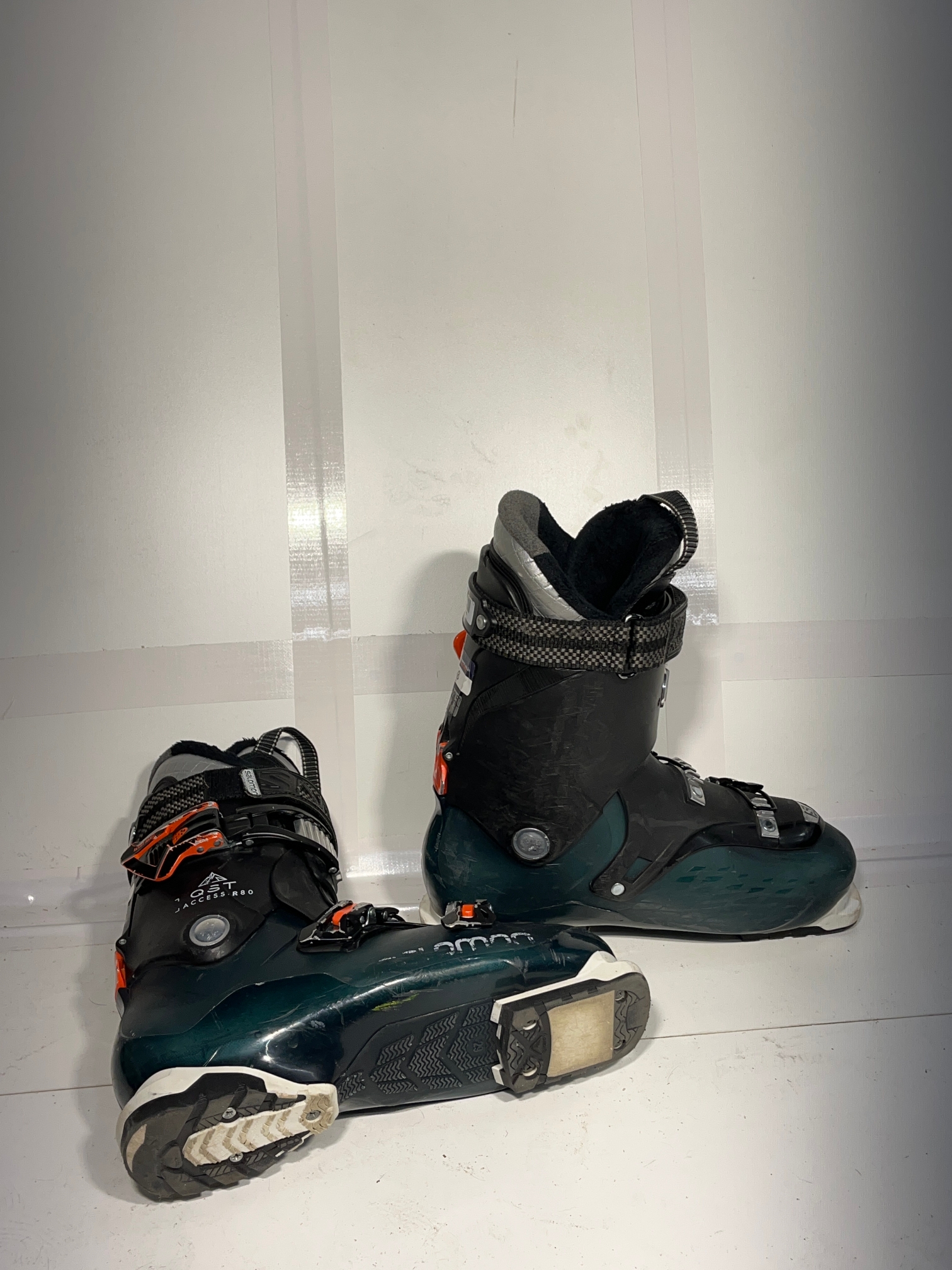 Used Men's Salomon All Mountain QST Access 80 Ski Boots Soft Flex