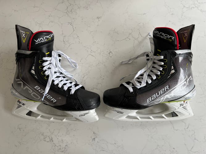 Used Bauer Size 7.5 Vapor Hyperlite Hockey Skates W/Pulse Ti & LS3 Steel