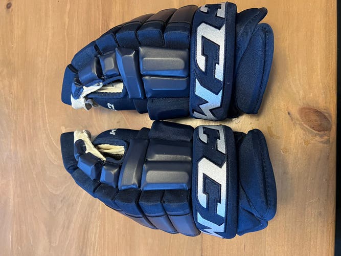 CCM 14" Tacks 4 Roll Pro Gloves