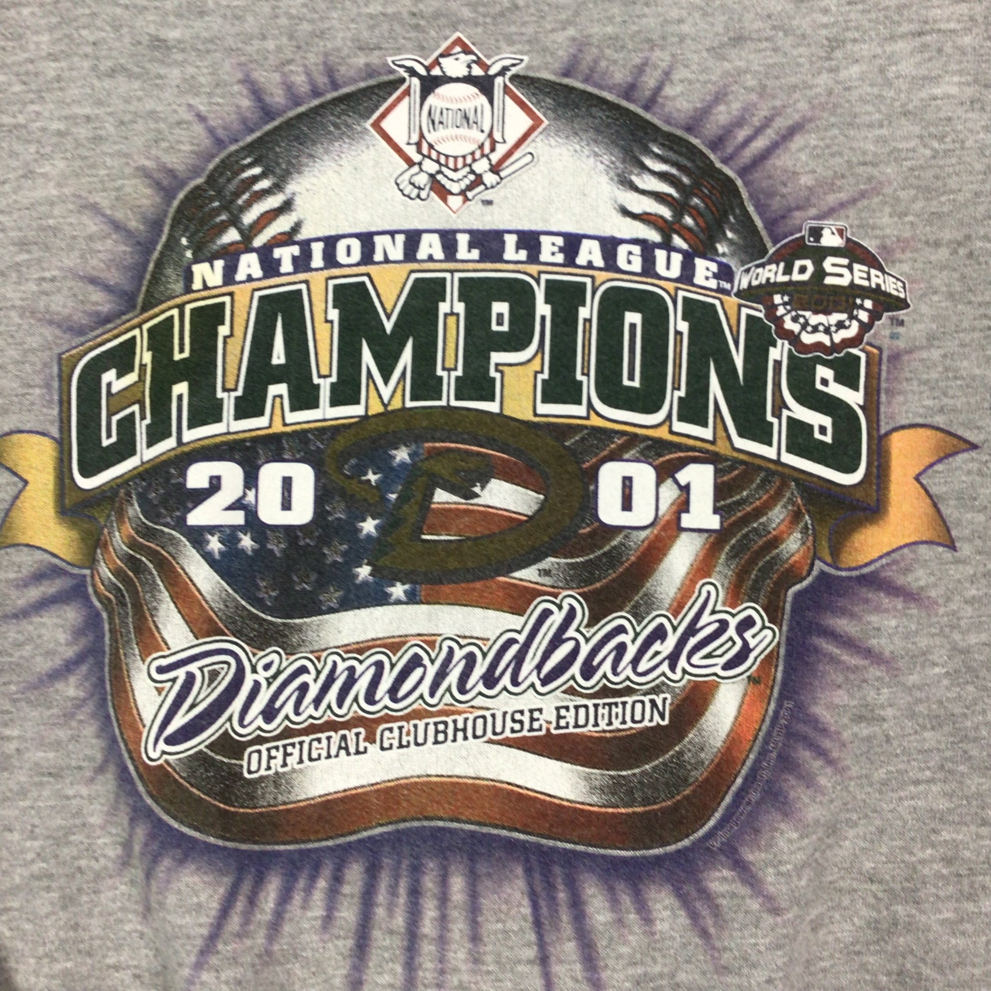 Vintage MLB (Gildan) - Arizona Diamondbacks World Series Champions T-Shirt  2001 Large – Vintage Club Clothing