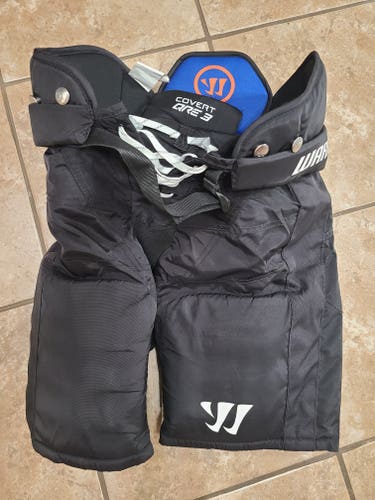 Junior Used Large Warrior Covert QRE 3 Hockey Pants