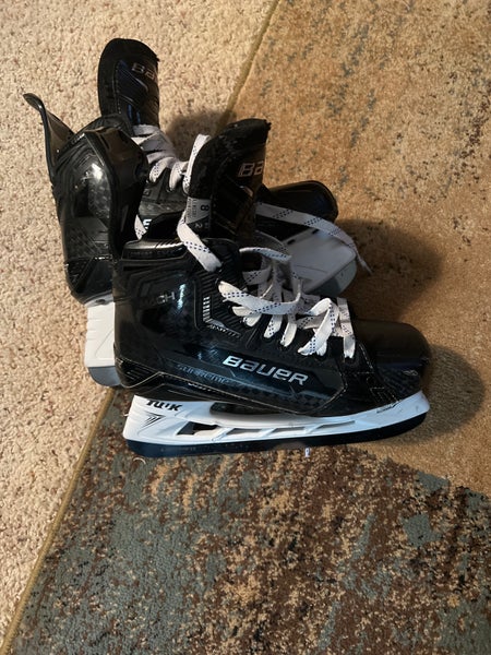 Used Bauer Regular Width Size 8 Supreme Mach Hockey Skates