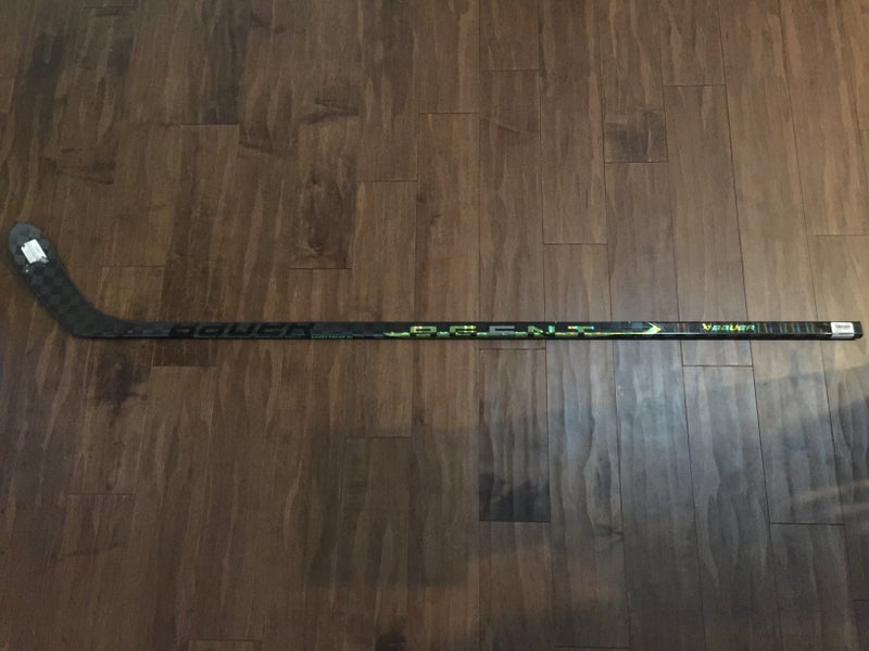 New Senior Bauer Right Handed Ag5nt Hockey Stick P29