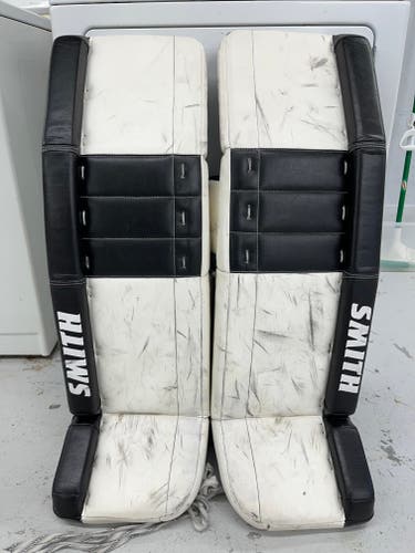 Smith 6000 Custom Black/White Retro 35+1.5" Goalie Leg Pads