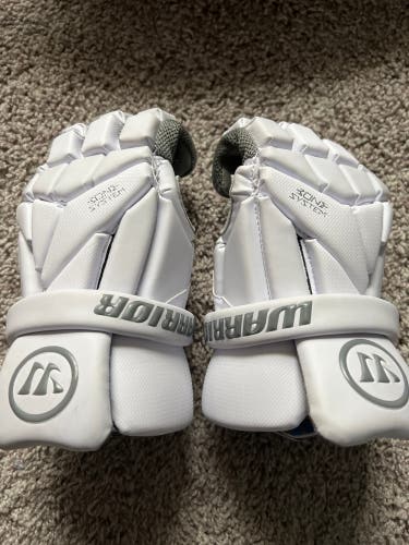 Used Warrior Evo Gloves