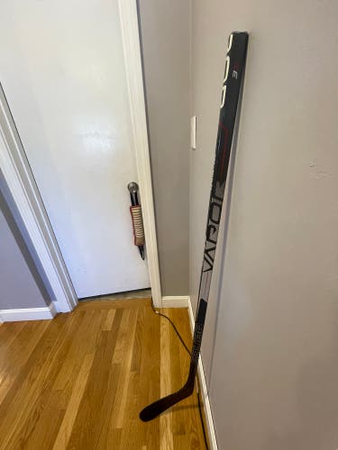Junior Right Handed P92  Vapor 3X Pro Hockey Stick