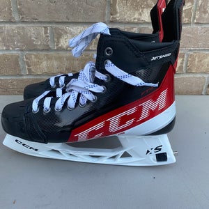 CCM JetSpeed FT4 Mens Pro Stock Hockey Size 9 Skates 3753