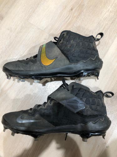 Used Nike Force Zoom Trout Metal Baseball Cleats - Size: M 11.0 (W 12.0)