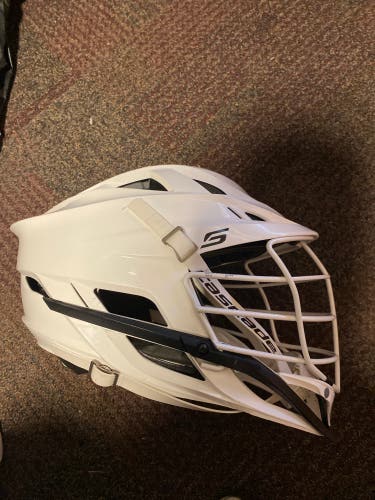 Player's Cascade S Helmet