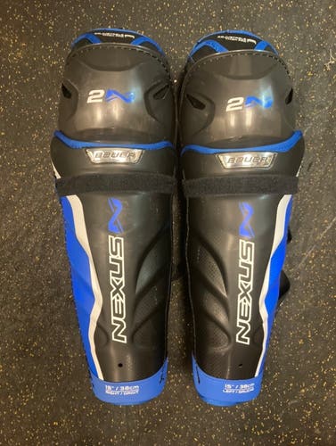 Bauer  Nexus 2N Shin Pads