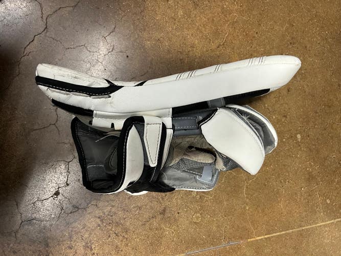Used Warrior Ritual G3 Regular Goalie Blocker Senior