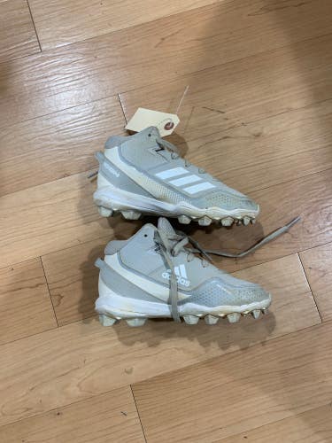 Gray Used Youth Size 13 Molded Adidas Icon Footwear