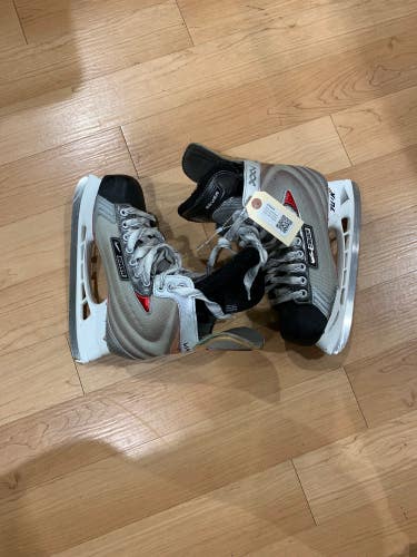 Senior Used Bauer Vapor XXV Hockey Skates D&R (Regular) 7.0