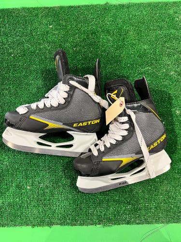 Junior Used Easton Stealth 55S Hockey Skates D&R (Regular) 3.0