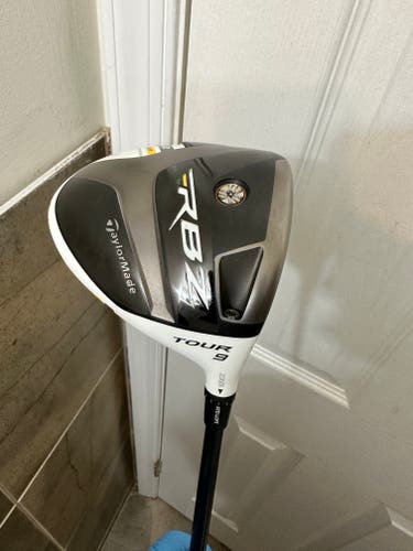 Taylormade RBZ STAGE2 Tour 9* Stiff Flex Right Handed