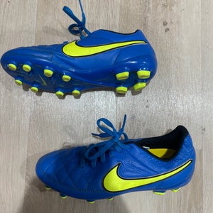 Used Nike Tiempo Genio II FG Soccer Cleats - Size: M 5.0 (W 6.0)