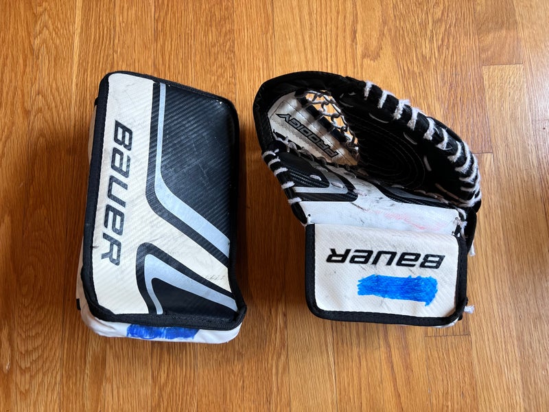 Used Bauer Prodigy 2.0 Regular Blocker and Catcher - Youth
