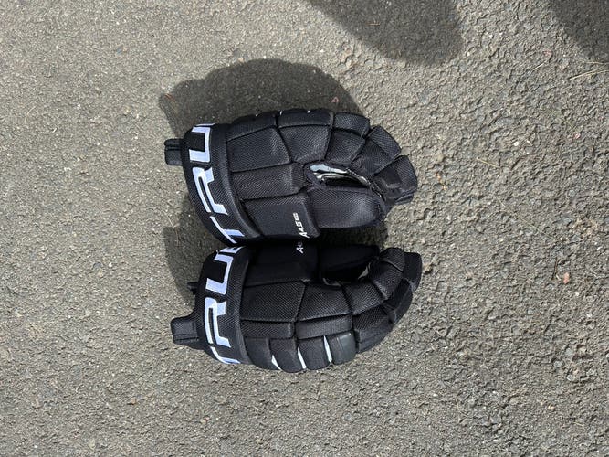 New True 13" A4.5 Gloves