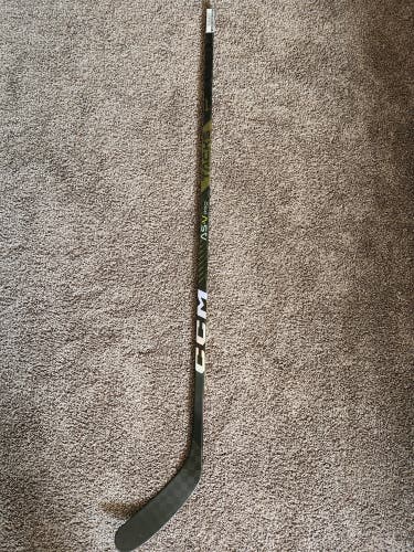 CCM Super Tacks AS-V PRO Right Handed Hockey Stick