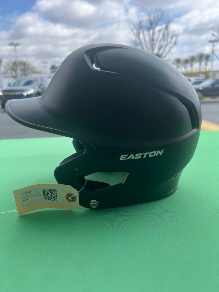 Used 6 1/2 - 7 1/8 Easton Z5 2.0 Batting Helmet