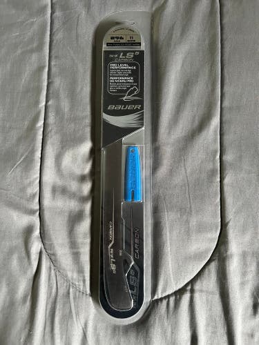 New Bauer 296 mm LS5 Carbon Tuuk Runners Size 11