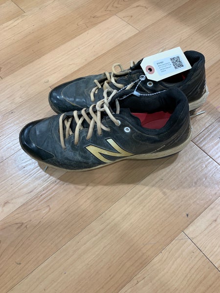 Black Used Adult Men's 10.5 (W 11.5) Metal New Balance Footwear