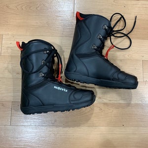 New Men's 9.0 (W 10.0) Matrix Snowboard Boots