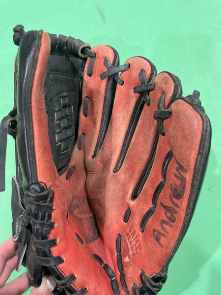 Used Rawlings Right Hand Throw Infield RBG70 Baseball Glove 11 |  SidelineSwap