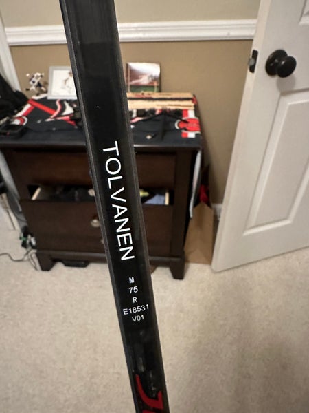 Senior Left Hand P29 Elvi Tolvanen Pro Stock Original JetSpeed Hockey Stick 75 Flex