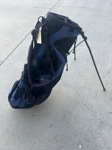 Used Unisex TaylorMade Bag