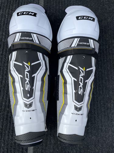 CCM Tacks Shin Pads 16" guards senior