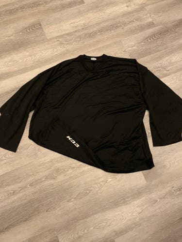 CCM practice jersey XL