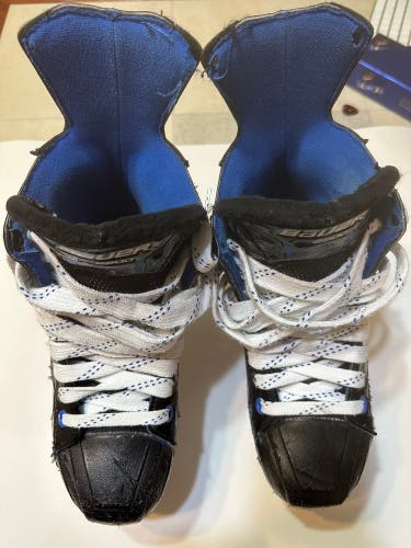 Bauer Senior Bauer Nexus N2900 size 7 Wide (EE)