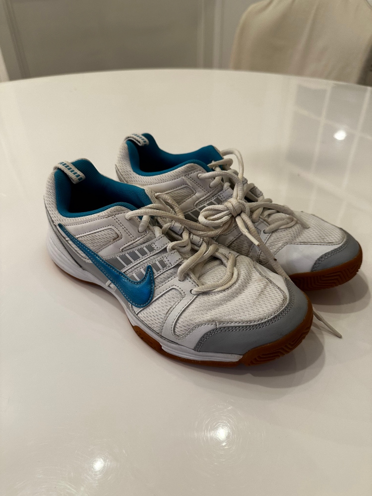 Nike Squash Shoes (W 7.5)
