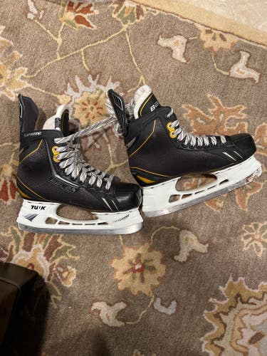 Used Junior Bauer Supreme One.6 Hockey Skates D&R (Regular) 6.0