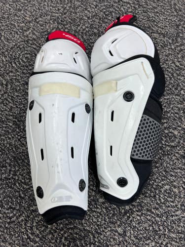 Used Easton Synergy Shin Pads