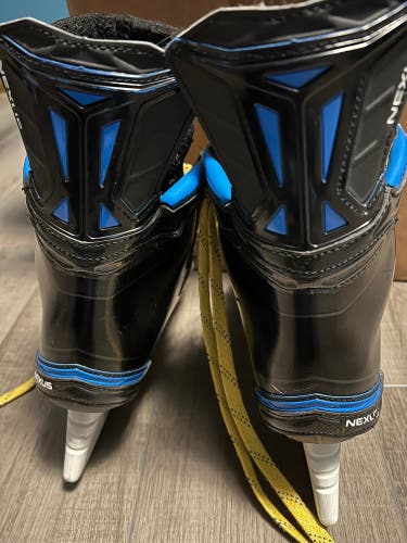 Used Bauer Regular Width Size 7 Nexus 1N Hockey Skates