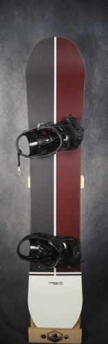 NEW CHAMONIX GEANT SNOWBOARD SIZE 163 CM WITH NEW ROSSIGNOL EXTRA LARGE BINDINGS