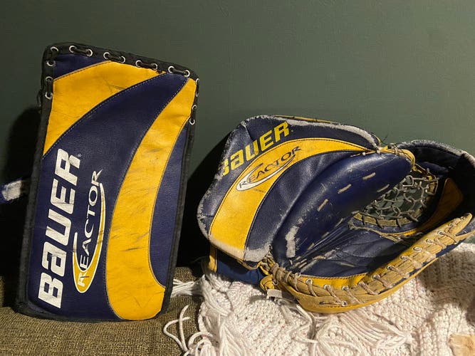 Vintage Bauer Reactor 6000 Glove And Blocker