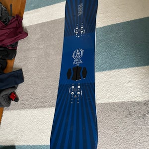 Used Unisex K2 Party Platter Unisex Snowboard All Mountain Freestyle 138cm