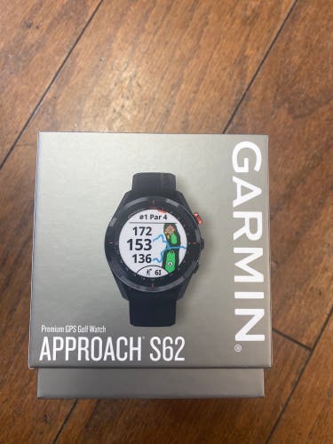 New Garmin S 62 Golf GPS Watch