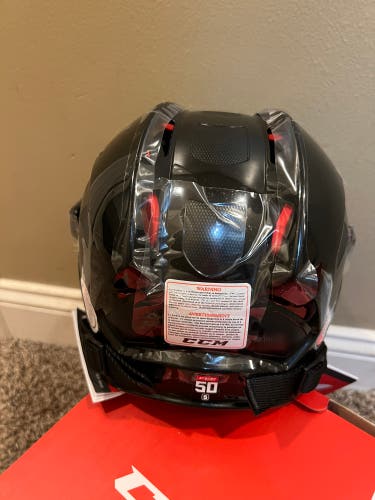 Ccm 50 youth ice hockey helmet